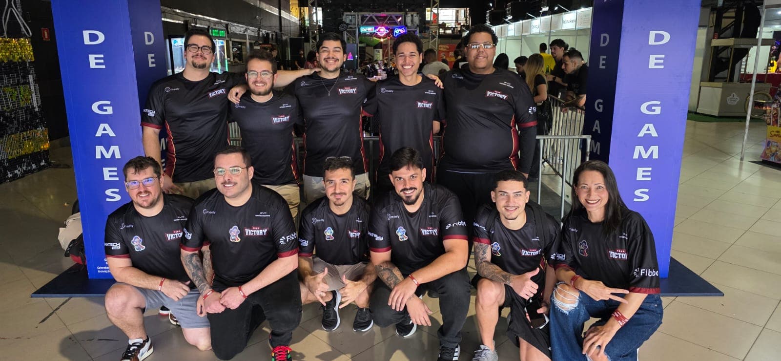 Delegação completa da Team Victory no Cariacica Geek Game 2026